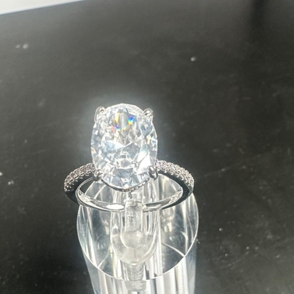 Fashion Jewelry Silver Sparkling Ring Size 10 - Picture 7 of 17